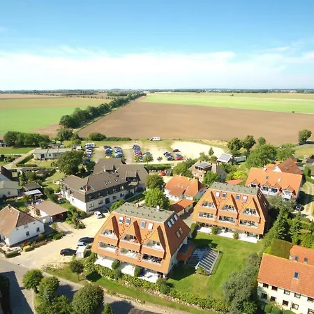Appartement Hafennahe Mit Balkon Und Meerblick - Hafenhaeuser 11 Breege