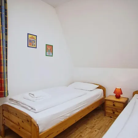 Hafennahe Mit Balkon Und Meerblick - Hafenhaeuser 11 Breege